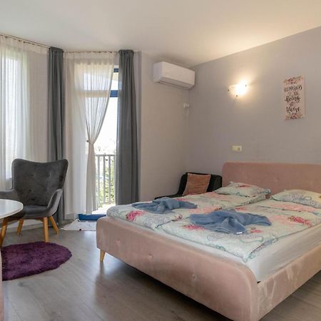 Joy Apartment Солнечный берег Экстерьер фото